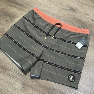 Roark Men's Size XL Ami Shorey 16" Striped Board Shorts Guide Works Skull Swim